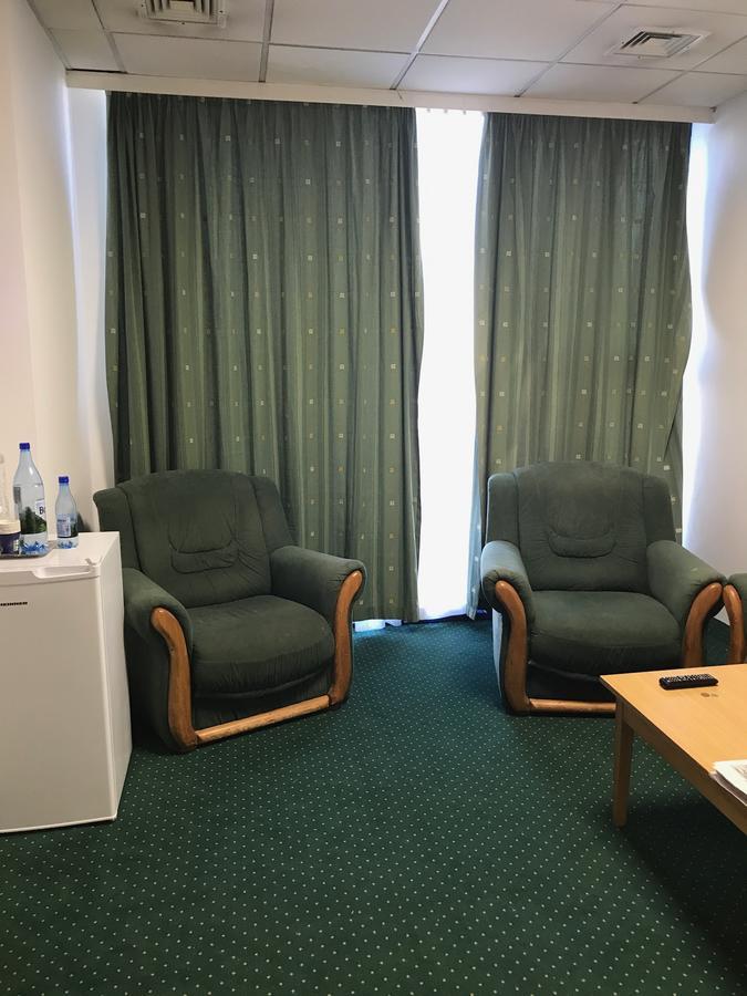 Apartament In Regim Hotelier Bacău Eksteriør billede