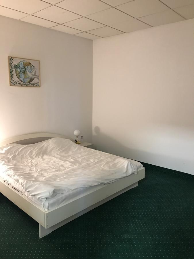 Apartament In Regim Hotelier Bacău Eksteriør billede