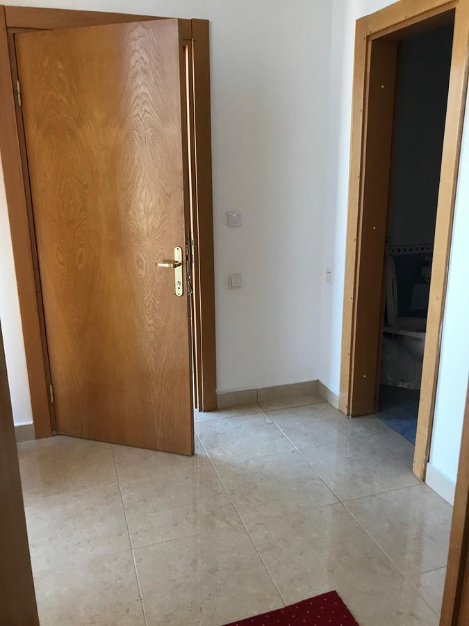 Apartament In Regim Hotelier Bacău Eksteriør billede